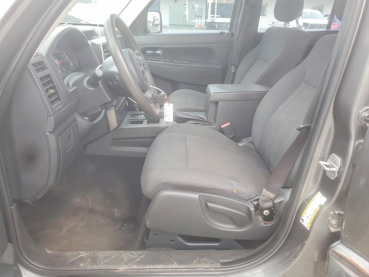 2012 Jeep Liberty Sport - Фото 7