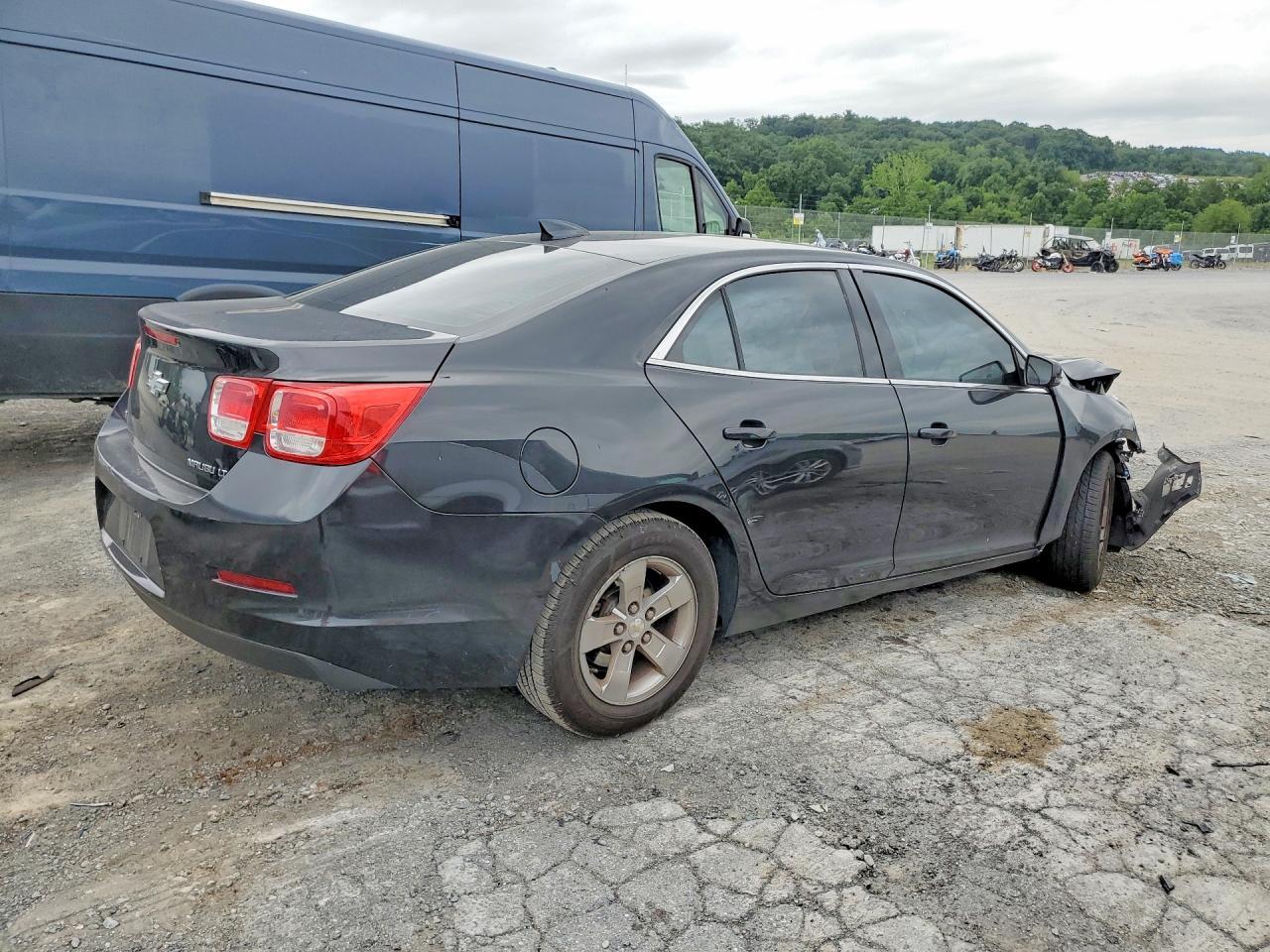 2015 Chevrolet Malibu 1Lt - Фото 3