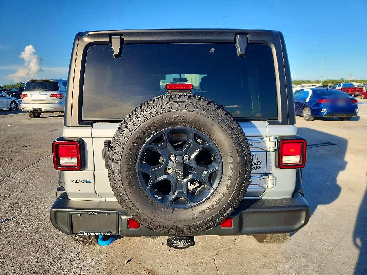 2023 Jeep Wrangler 4Xe - Фото 6