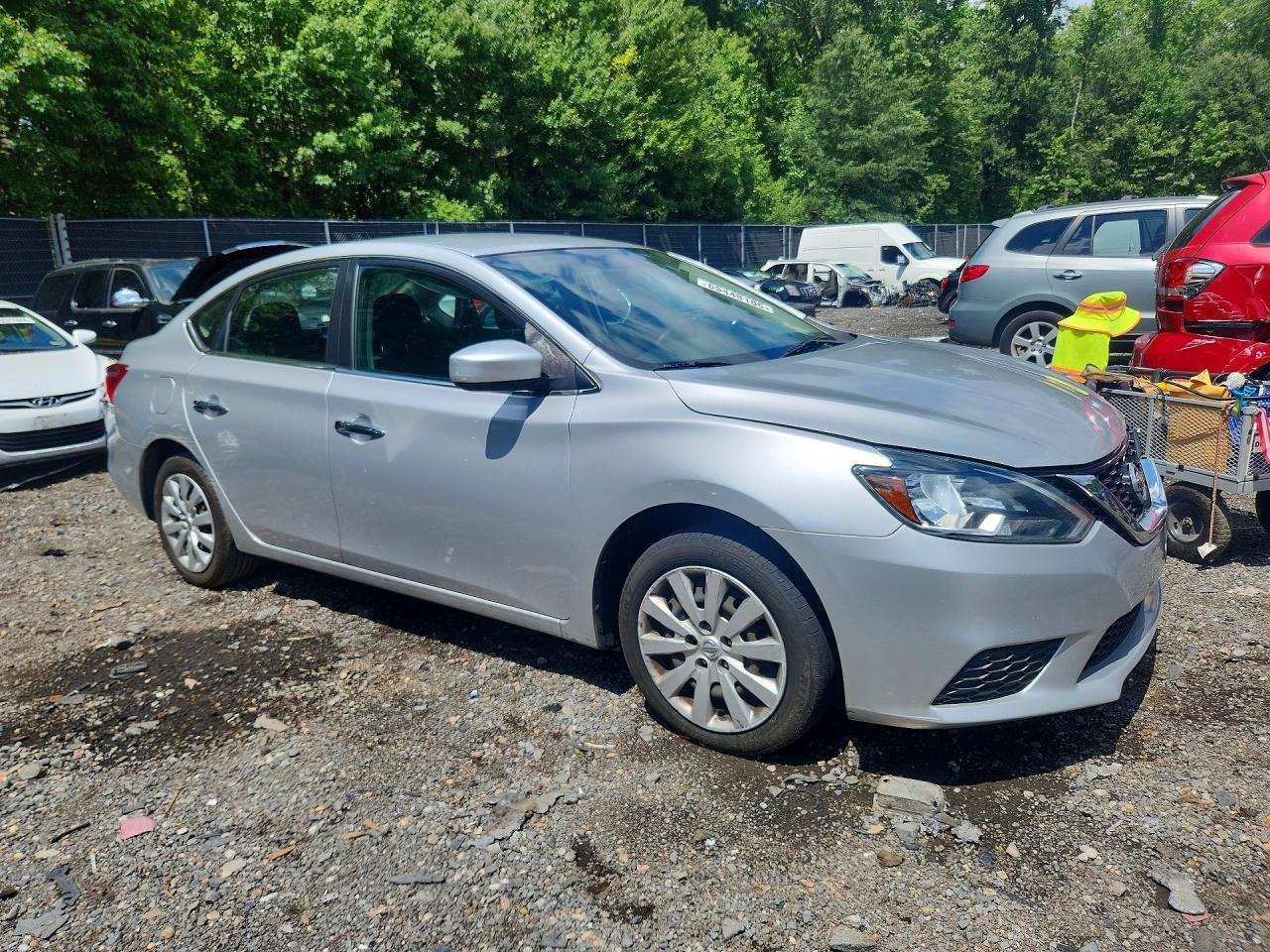 2019 Nissan Sentra S - Image 4