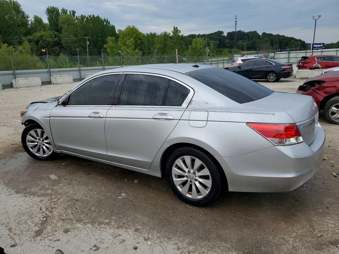 2010 Honda Accord Lx - Фото 2