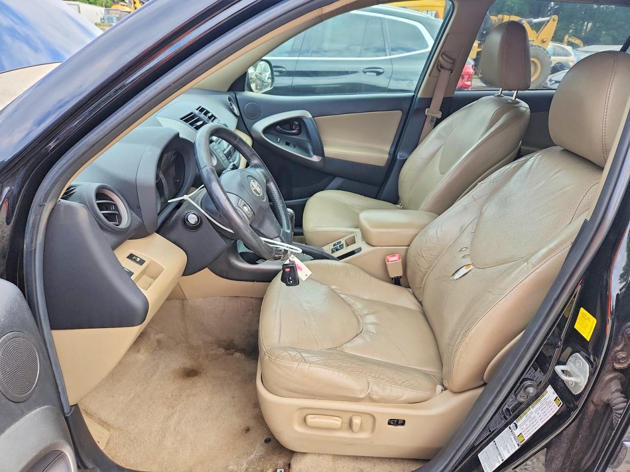 2011 Toyota Rav4 Limited - Image 7