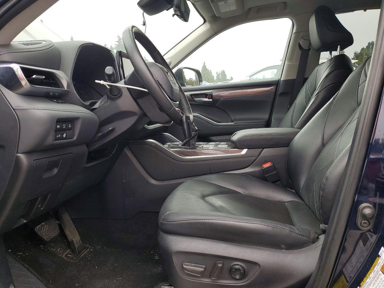 2025 Toyota Highlander Hybrid Platinum - Фото 7