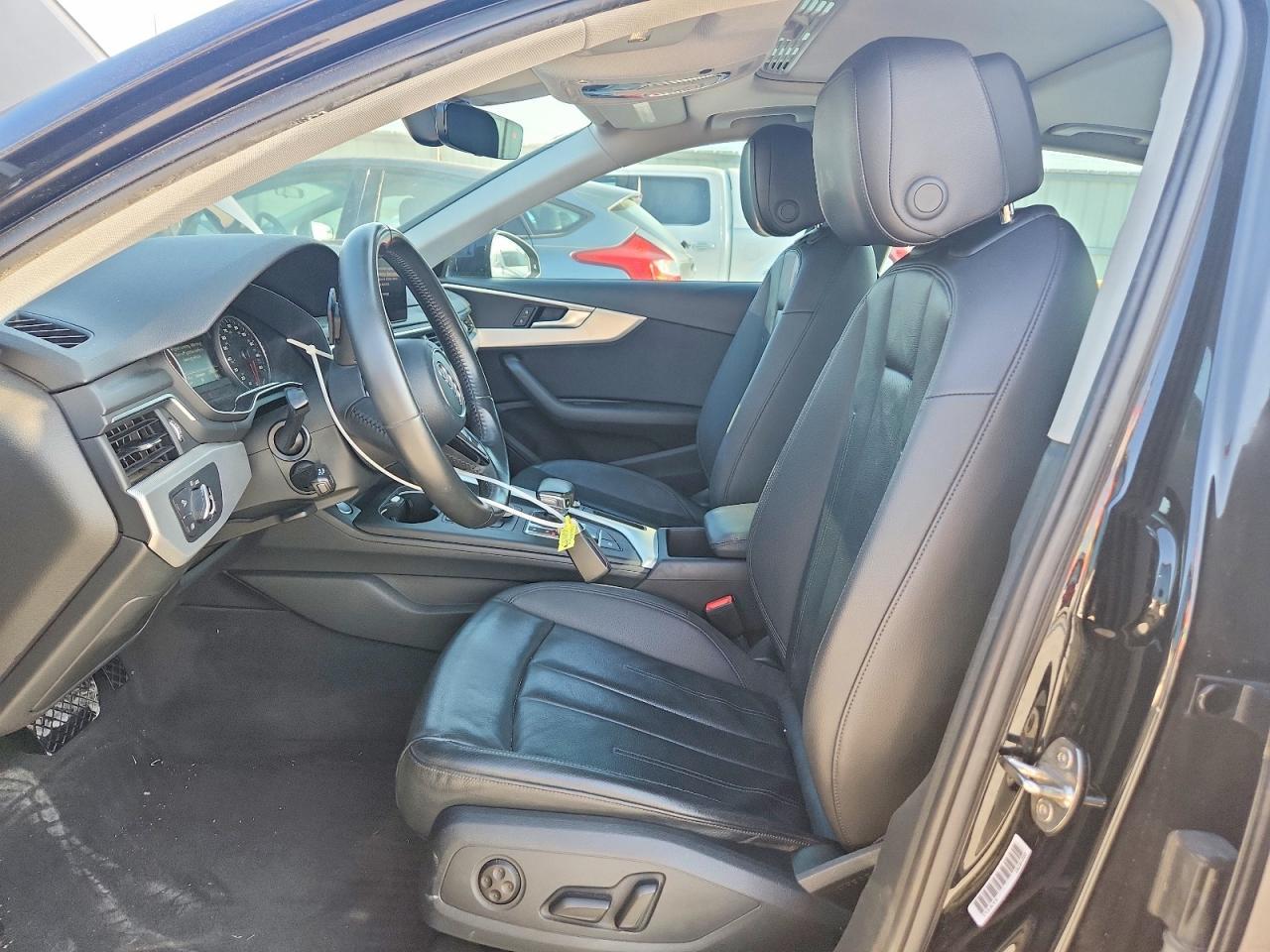 2017 Audi A4 Premium - Фото 7