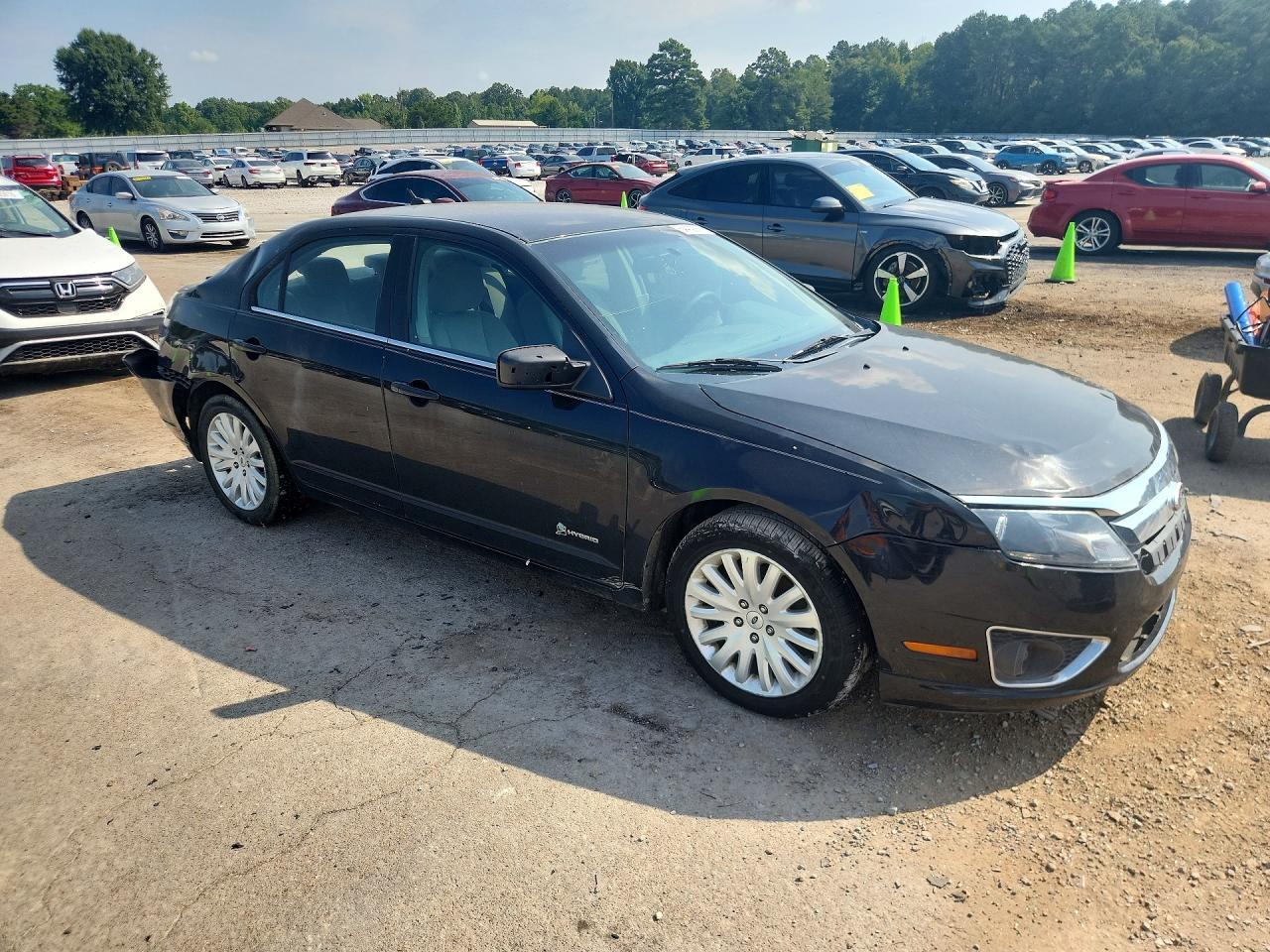 2010 Ford Fusion Hyb - Image 4