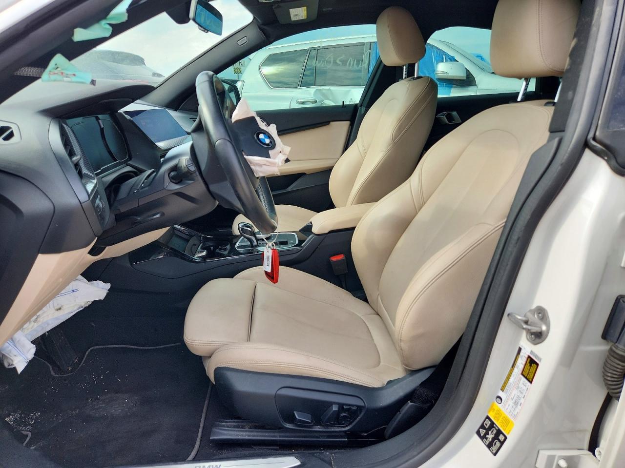 2021 BMW 228Xi - Фото 7