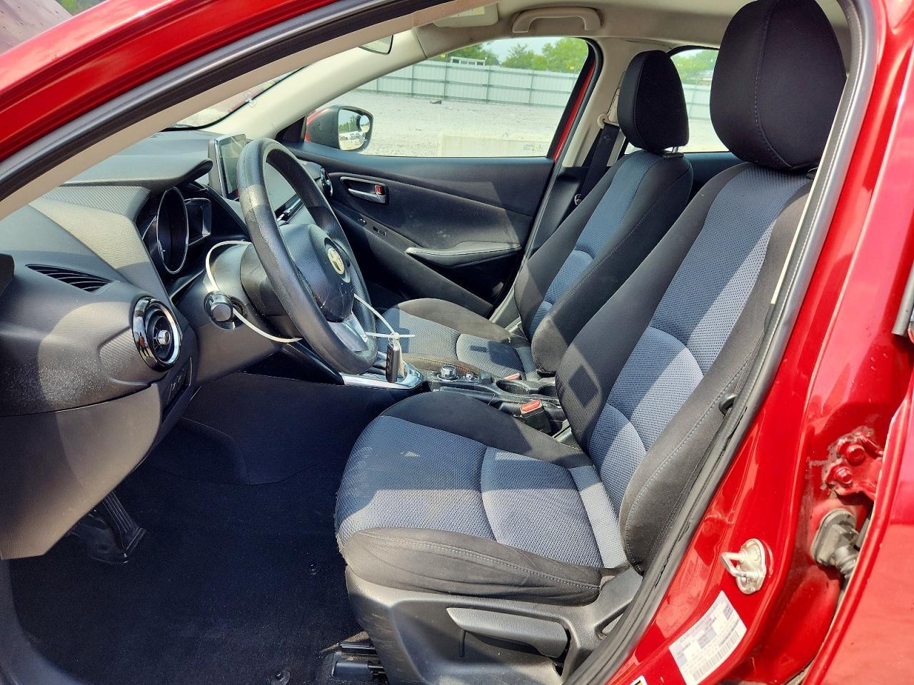 2017 Toyota Yaris Ia Base - Image 7
