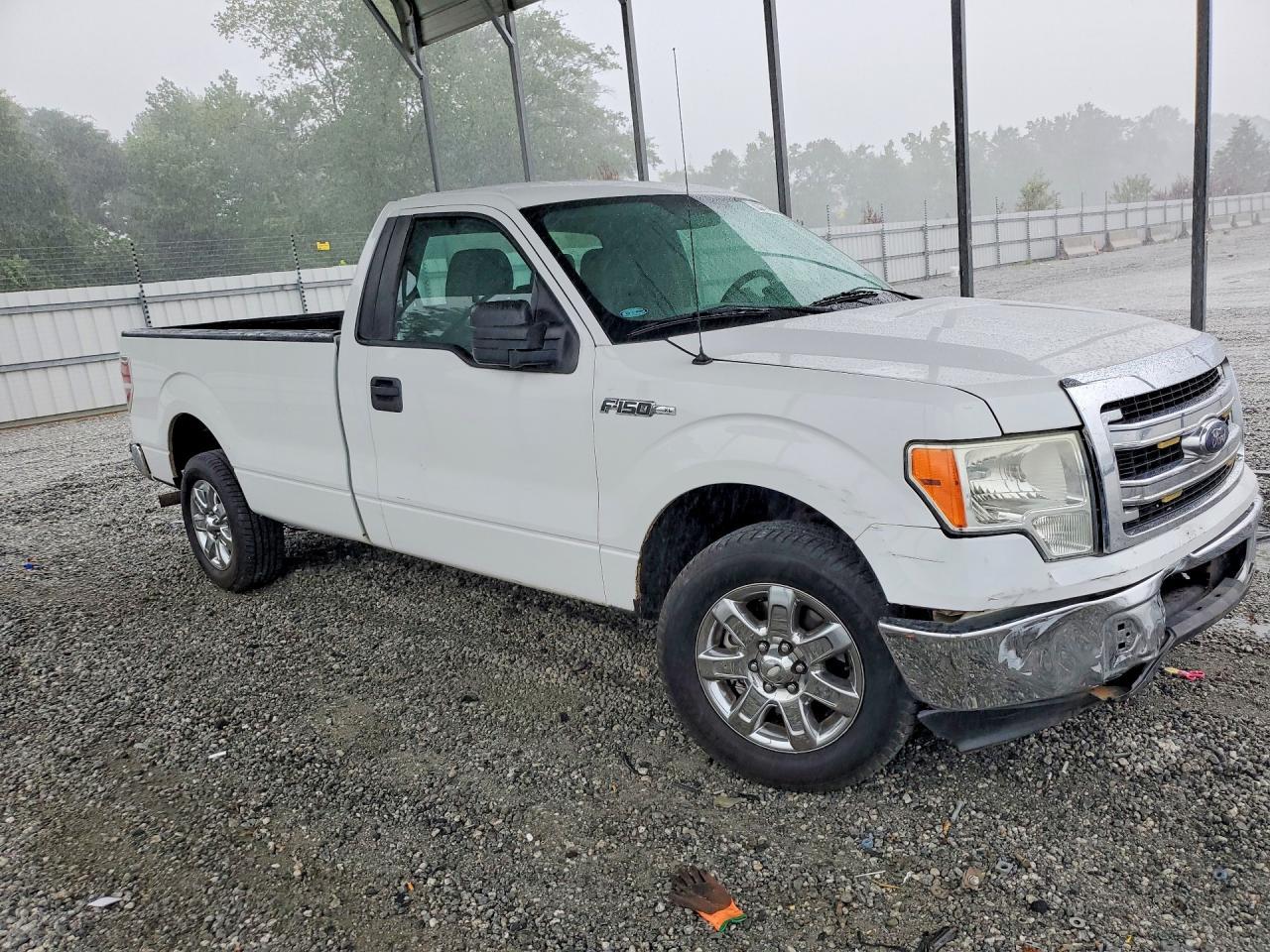 2014 Ford F150 - Фото 4