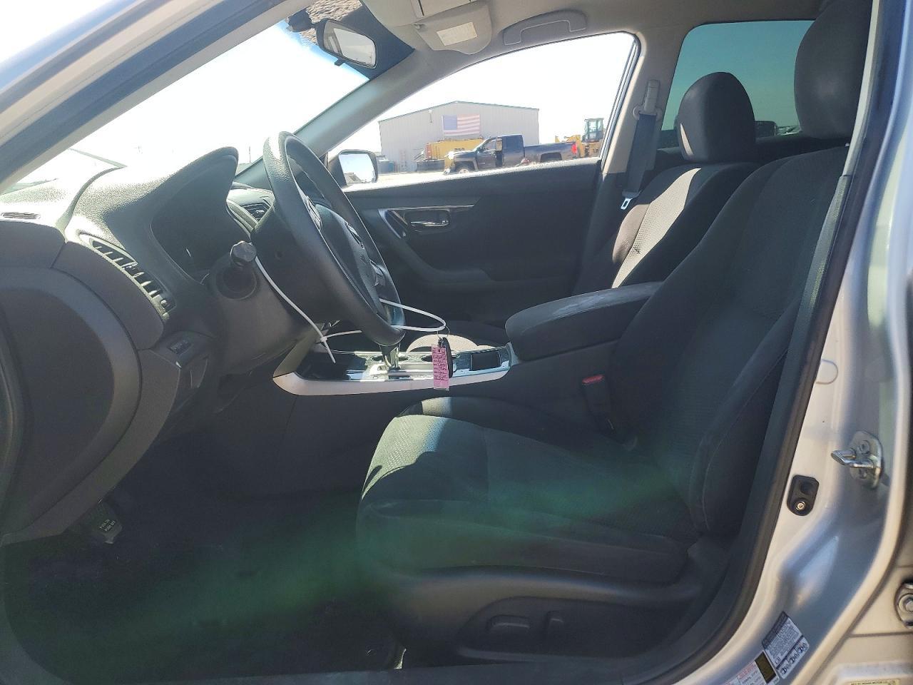 2014 Nissan Altima 2.5 S - Image 7