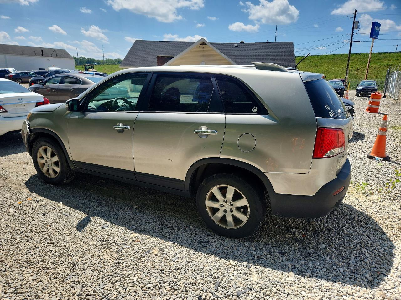 2012 Kia Sorento Lx - Фото 2