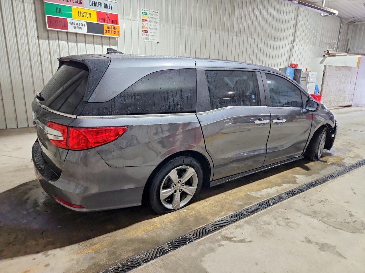 2019 Honda Odyssey Ex - Image 3