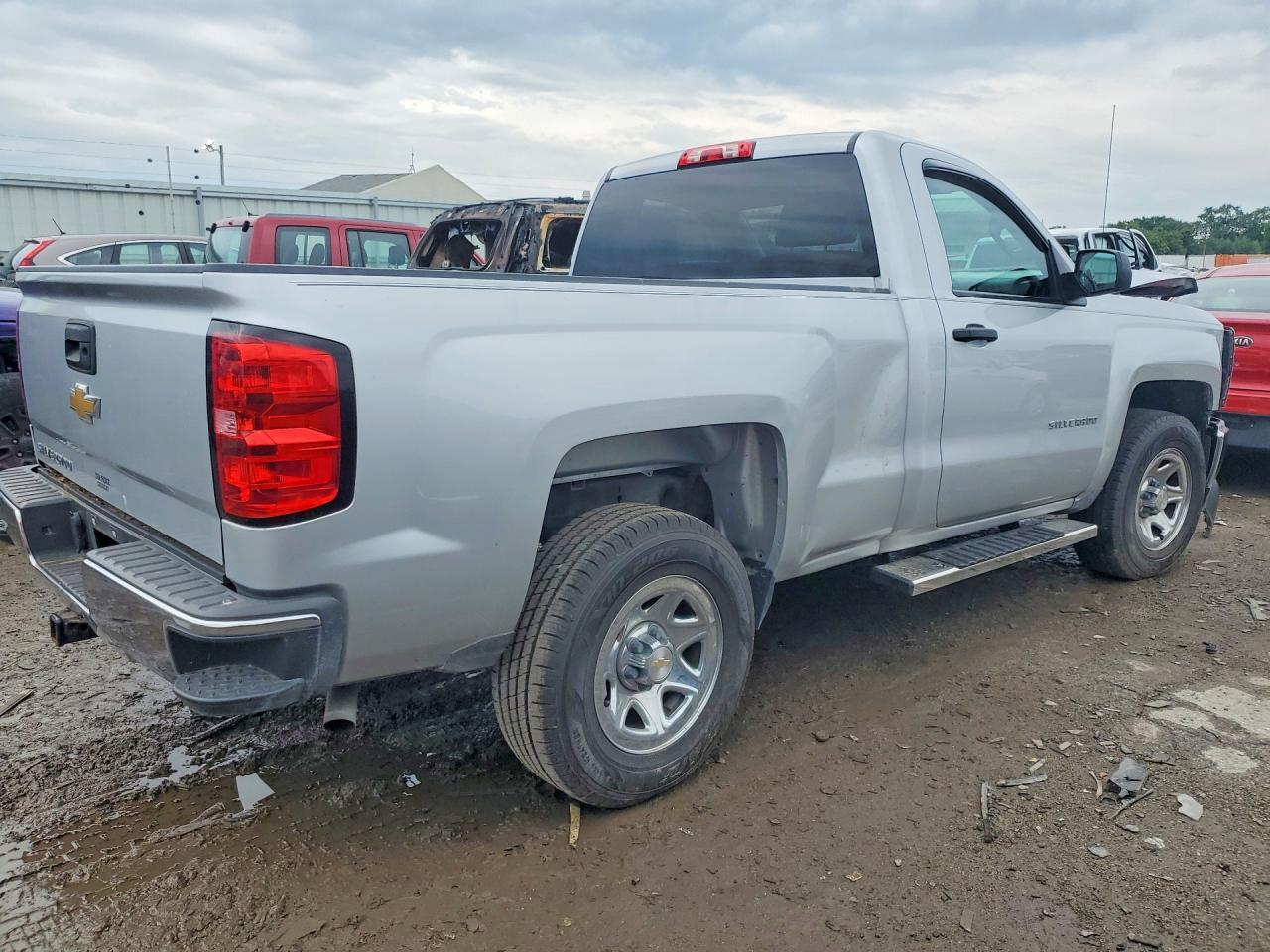 2015 Chevrolet Silverado C1500 - Фото 3