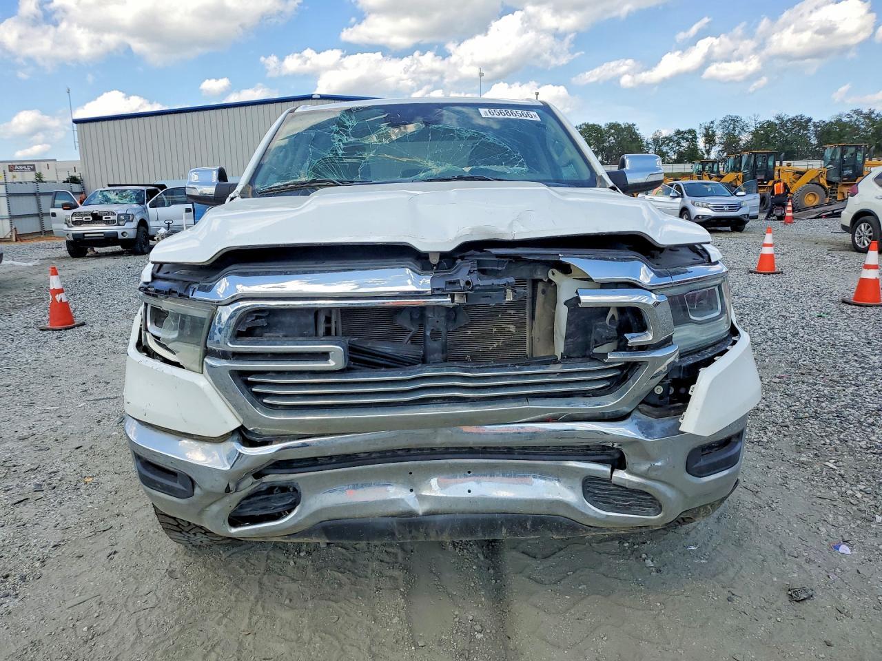 2021 Ram 1500 Laramie - Фото 5
