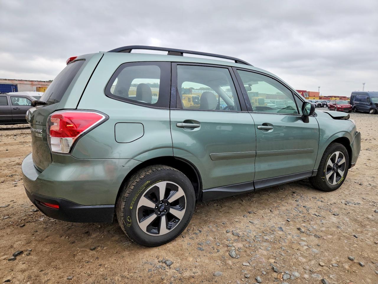 2018 Subaru Forester 2.5I - Image 3