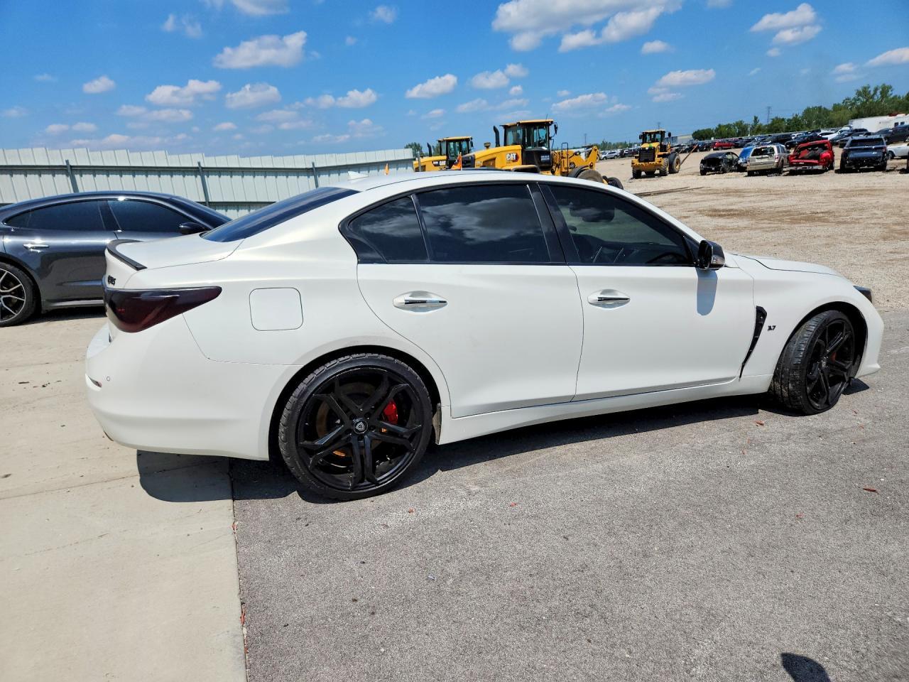 2015 Infiniti Q50 Base - Фото 3