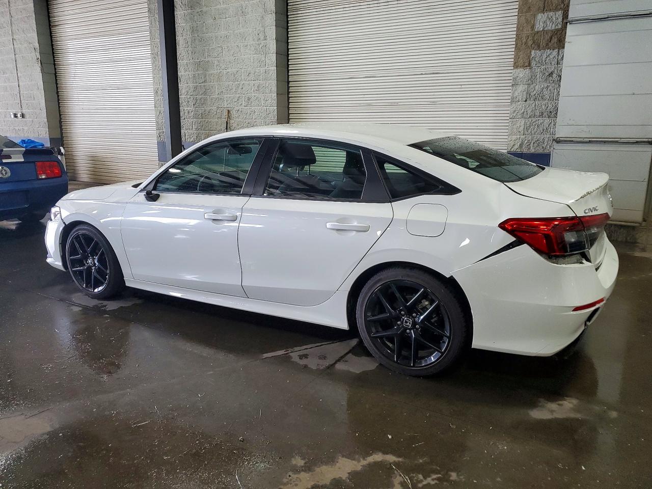 2024 Honda Civic Sport - Image 2