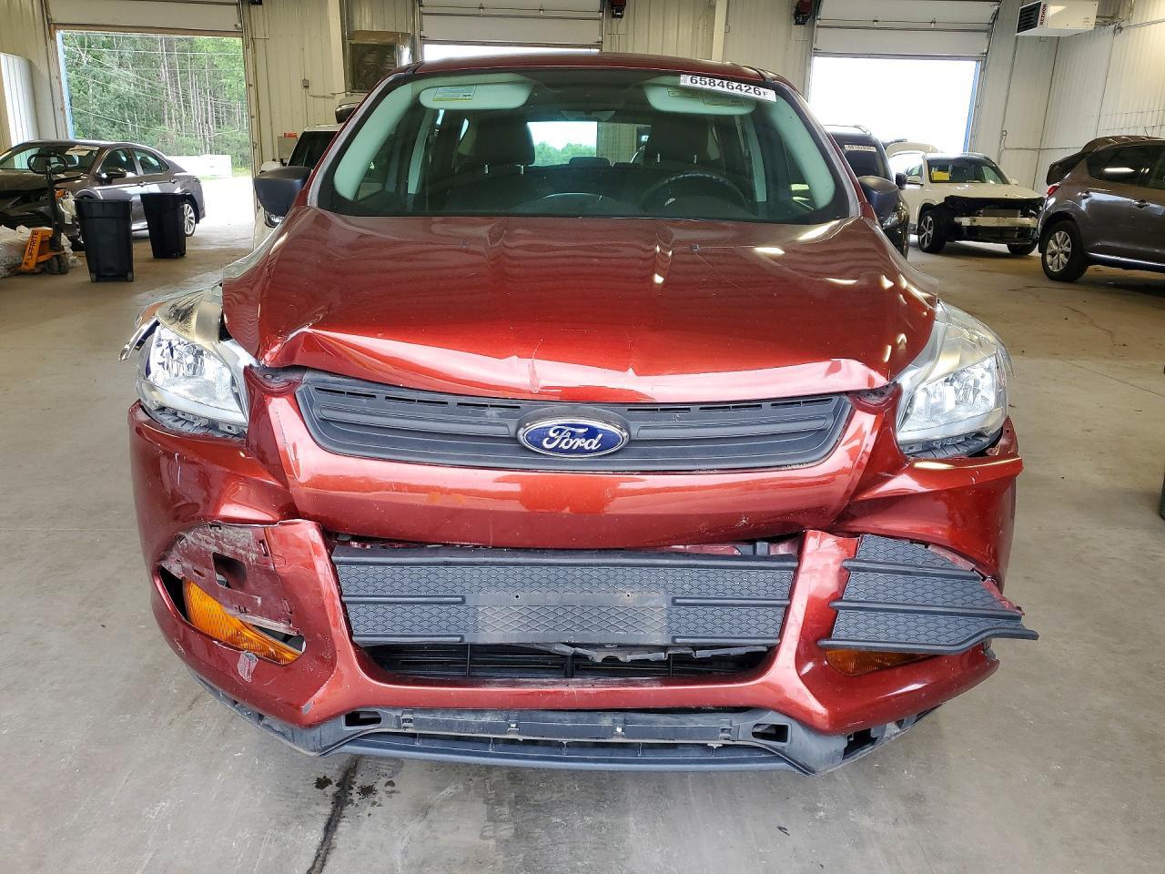 2015 Ford Escape S - Фото 5