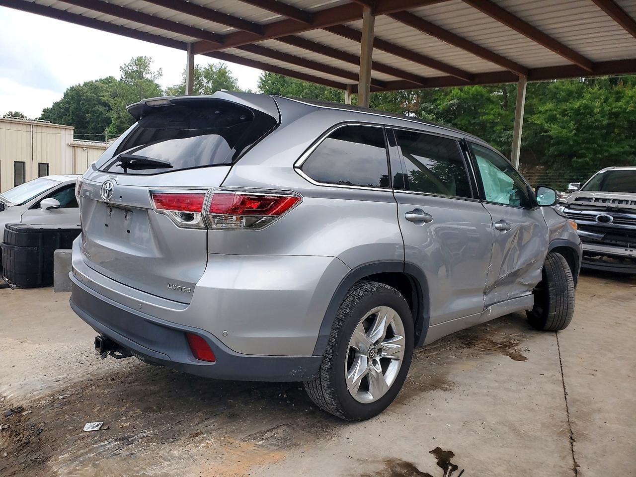 2016 Toyota Highlander Limited Platinum - Фото 3