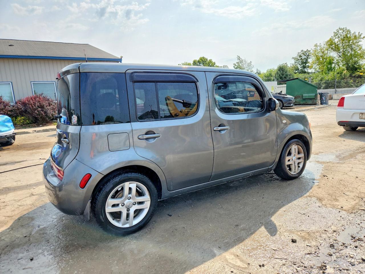 2010 Nissan Cube 1.8 - Фото 3