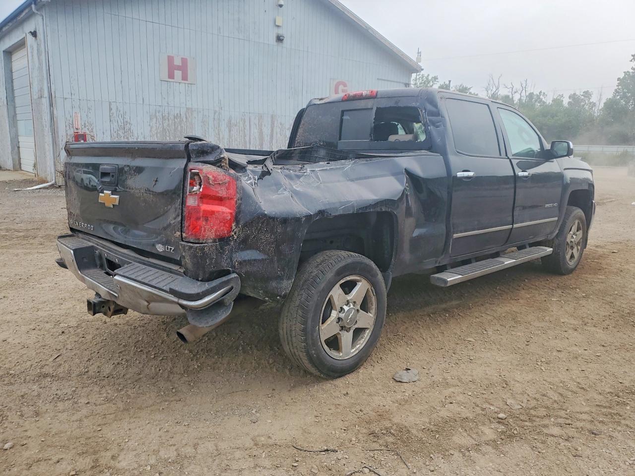 2015 Chevrolet Silverado K2500 Heavy Duty Ltz - Фото 3