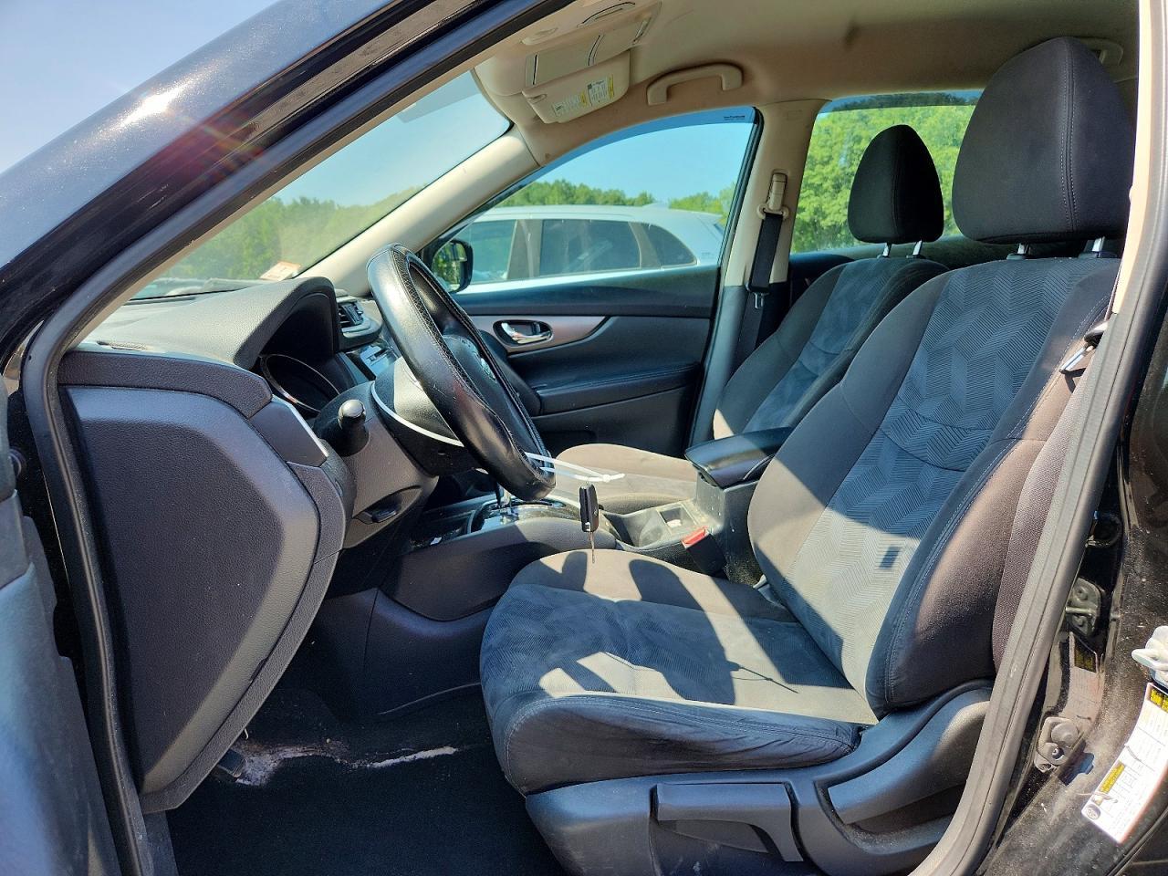 2015 Nissan Rogue S - Фото 7