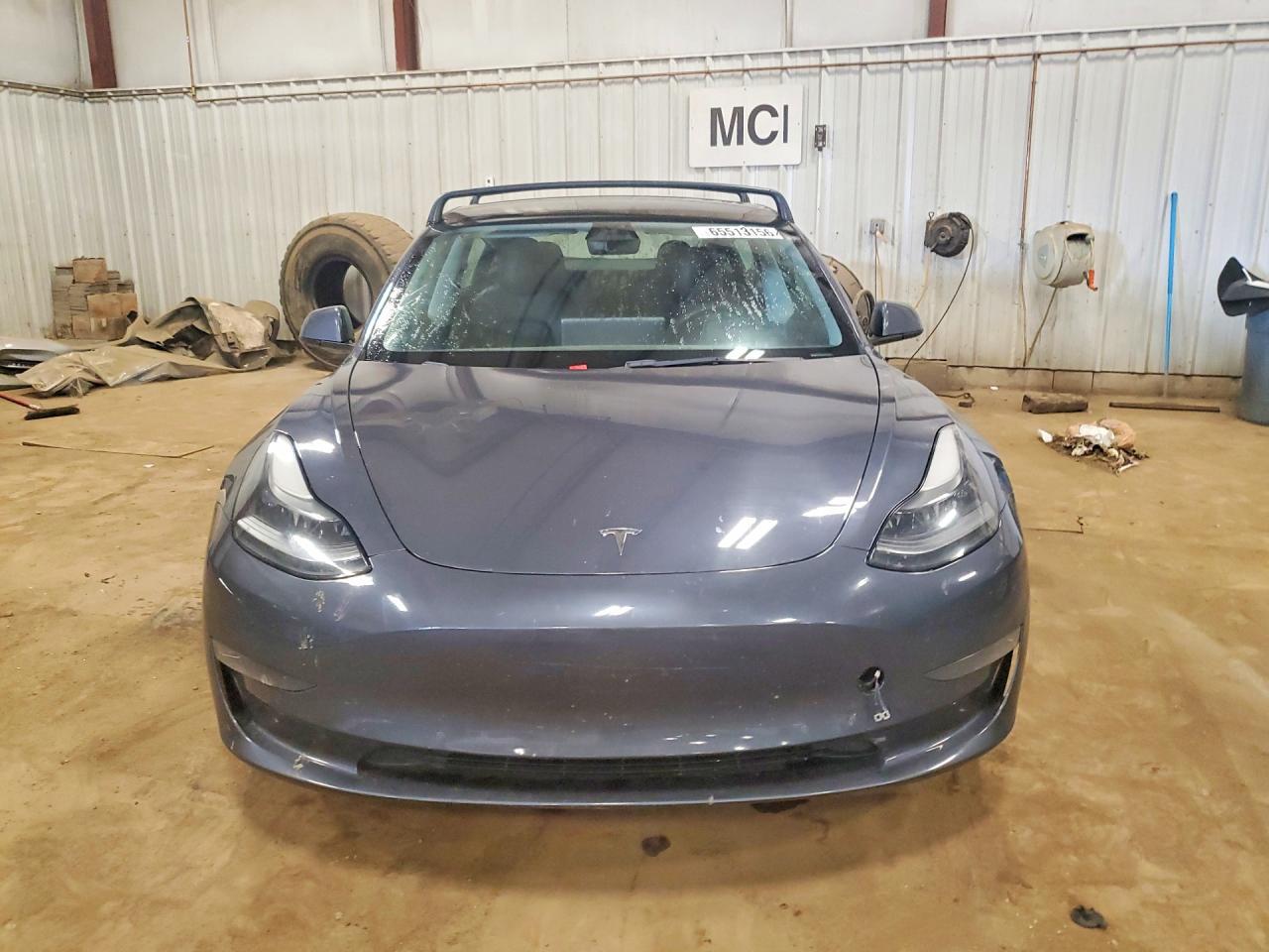 2022 Tesla Model 3 - Фото 5