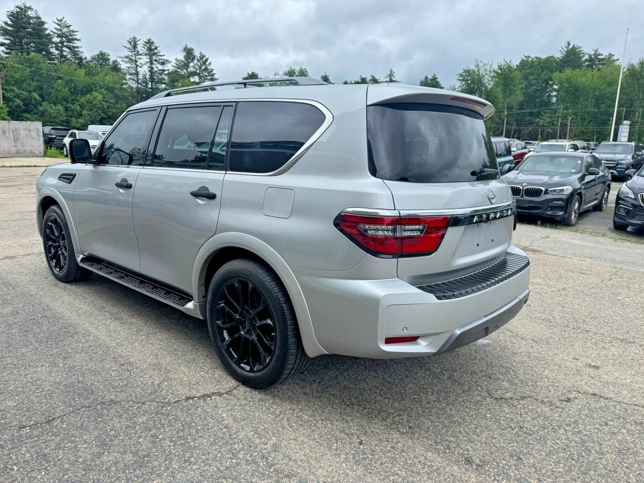 2021 Nissan Armada Sl - Image 3