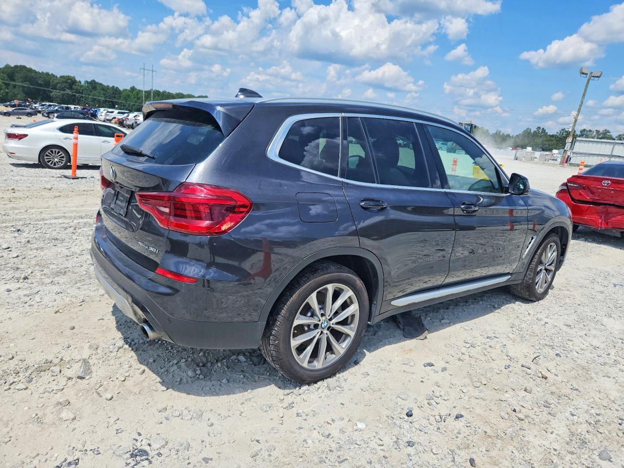 2019 BMW X3 Sdrive30I - Фото 3