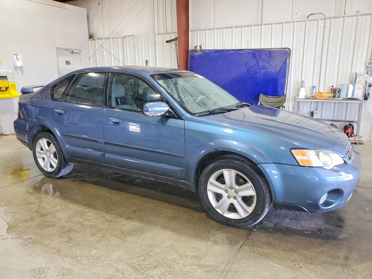 2005 Subaru Legacy Outback 3.0R - Фото 4