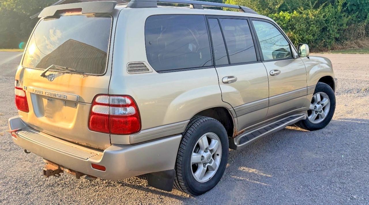 2004 Toyota Land Cruiser Base - Image 4
