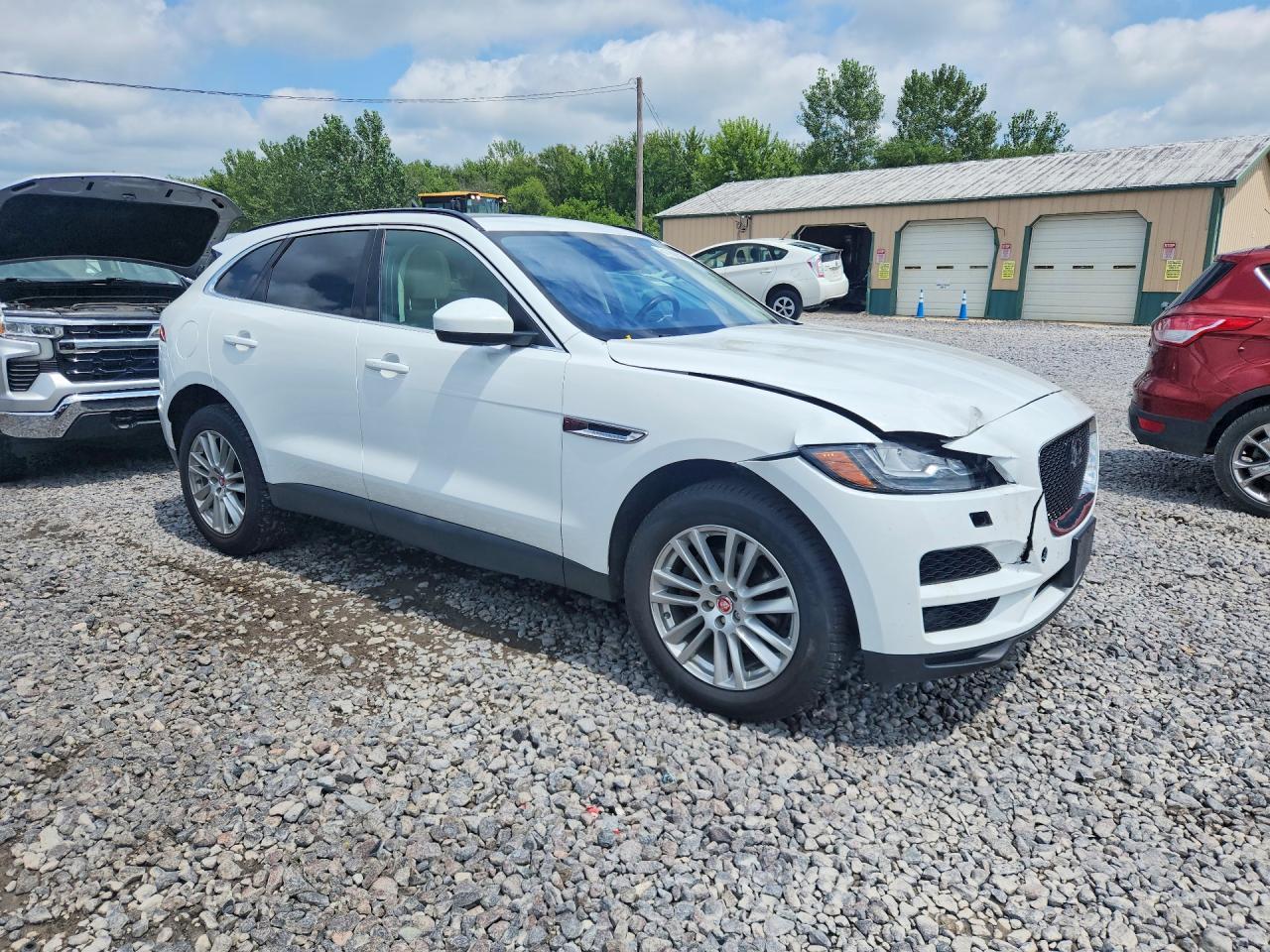 2019 Jaguar F-Pace Prestige - Image 4