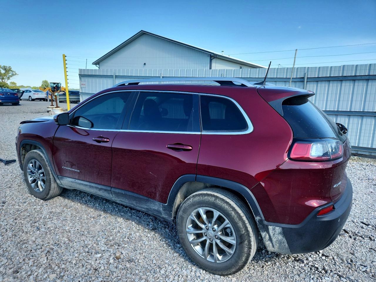 2021 Jeep Cherokee Latitude Plus - Фото 2