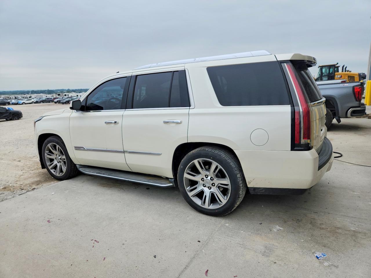 2015 Cadillac Escalade Premium - Фото 2