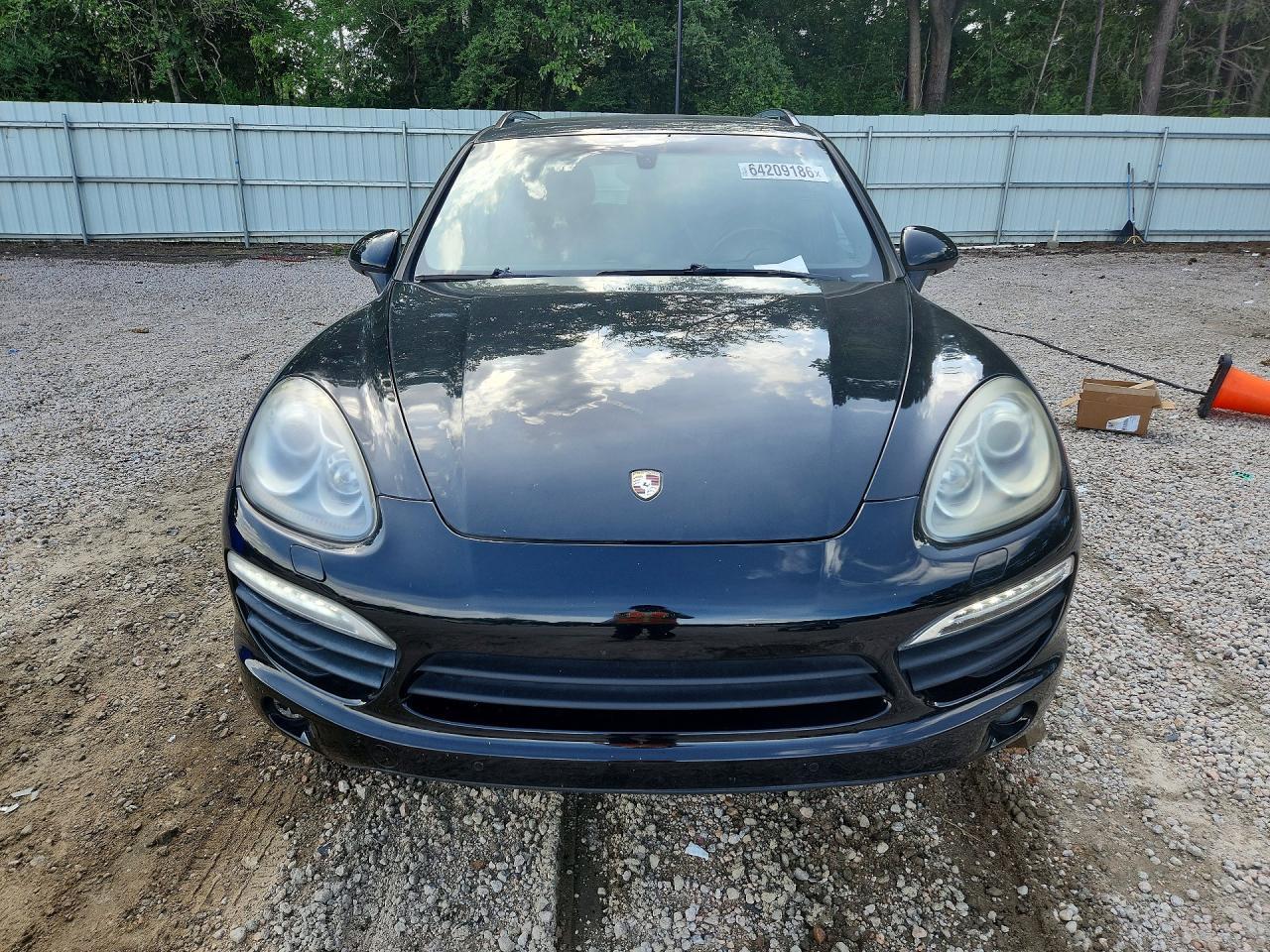 2013 Porsche Cayenne S Hybrid - Image 5