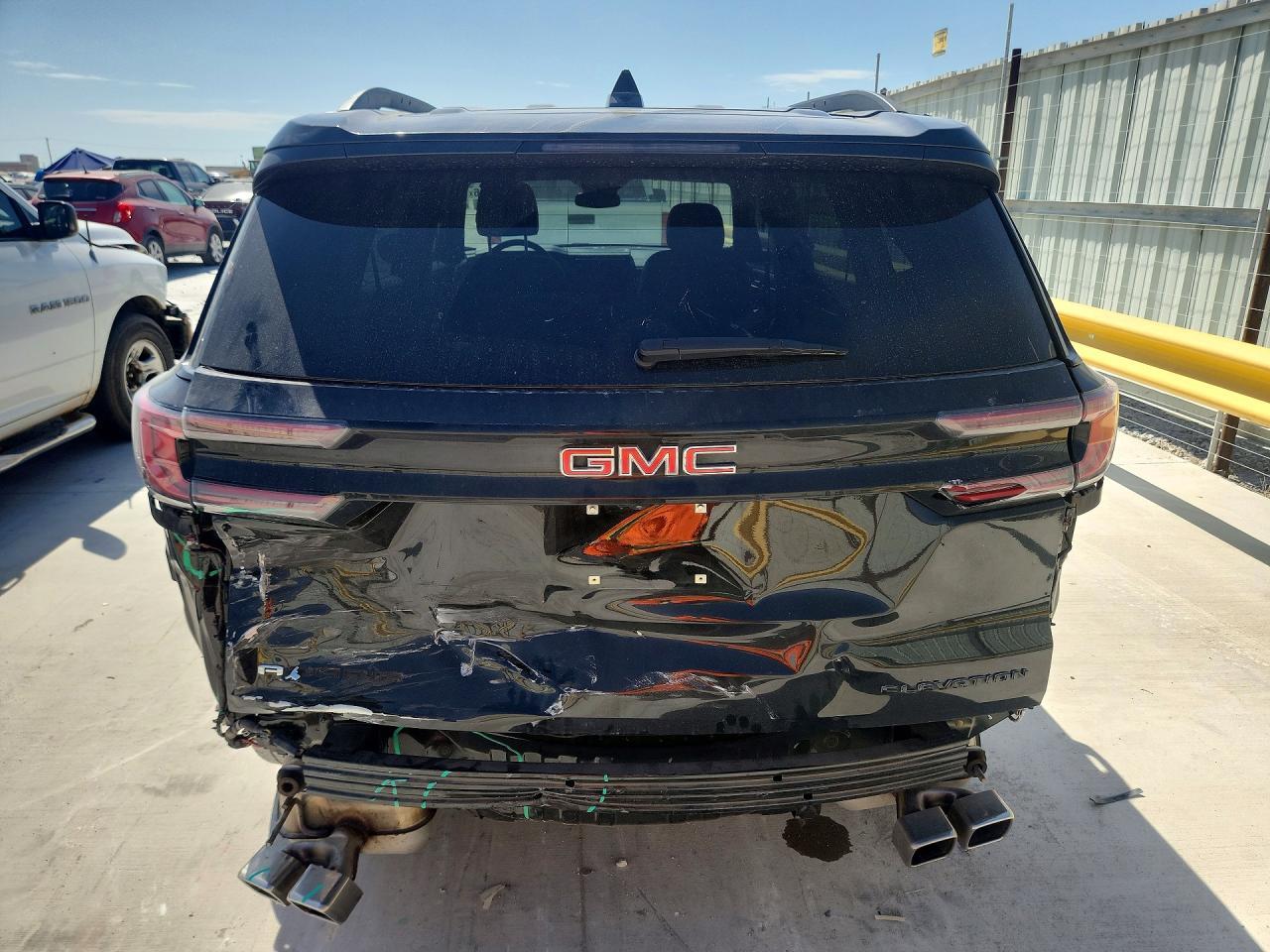 2024 GMC Acadia Uplevel - Image 6