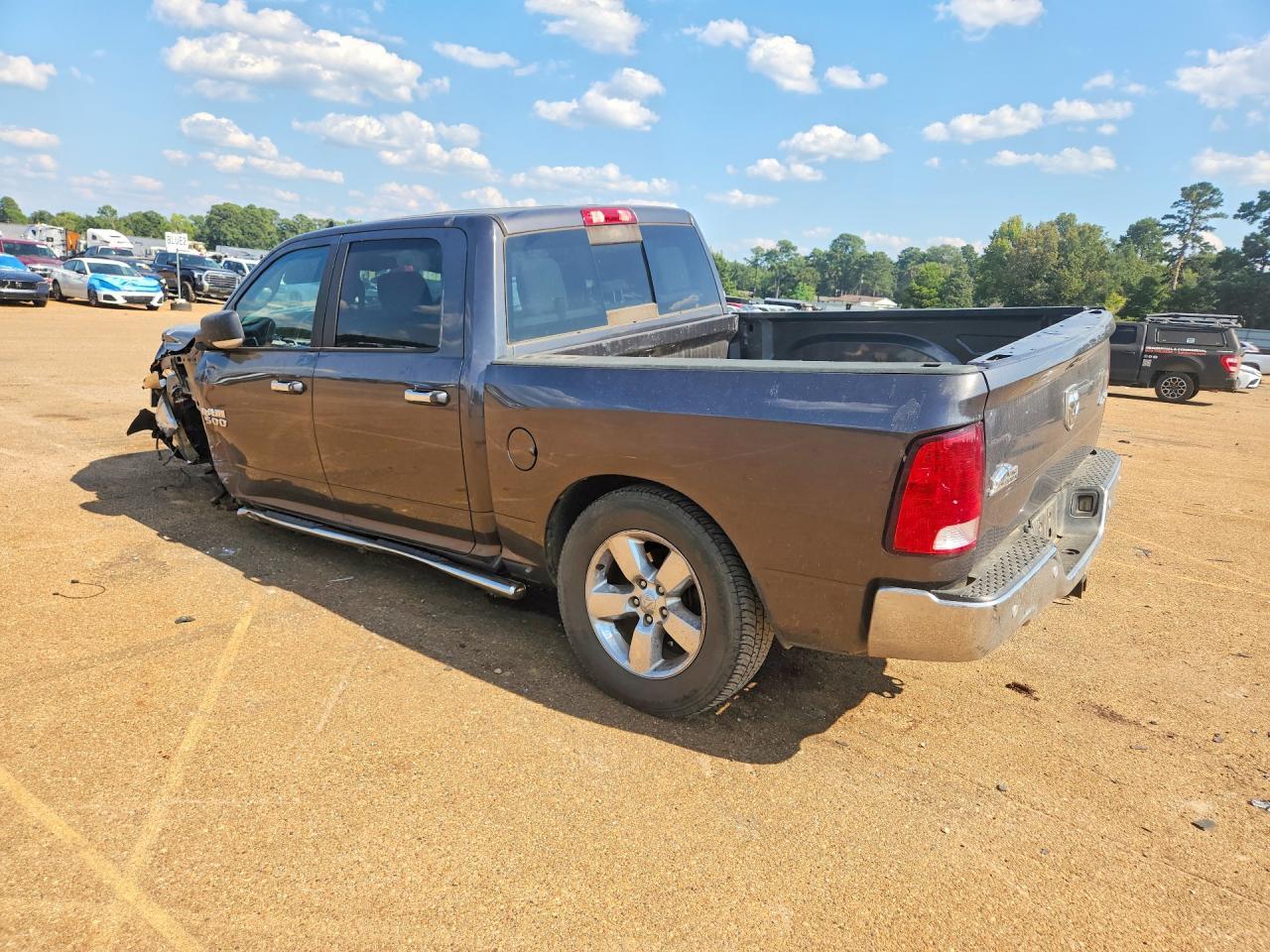 2018 Ram 1500 Slt - Фото 2