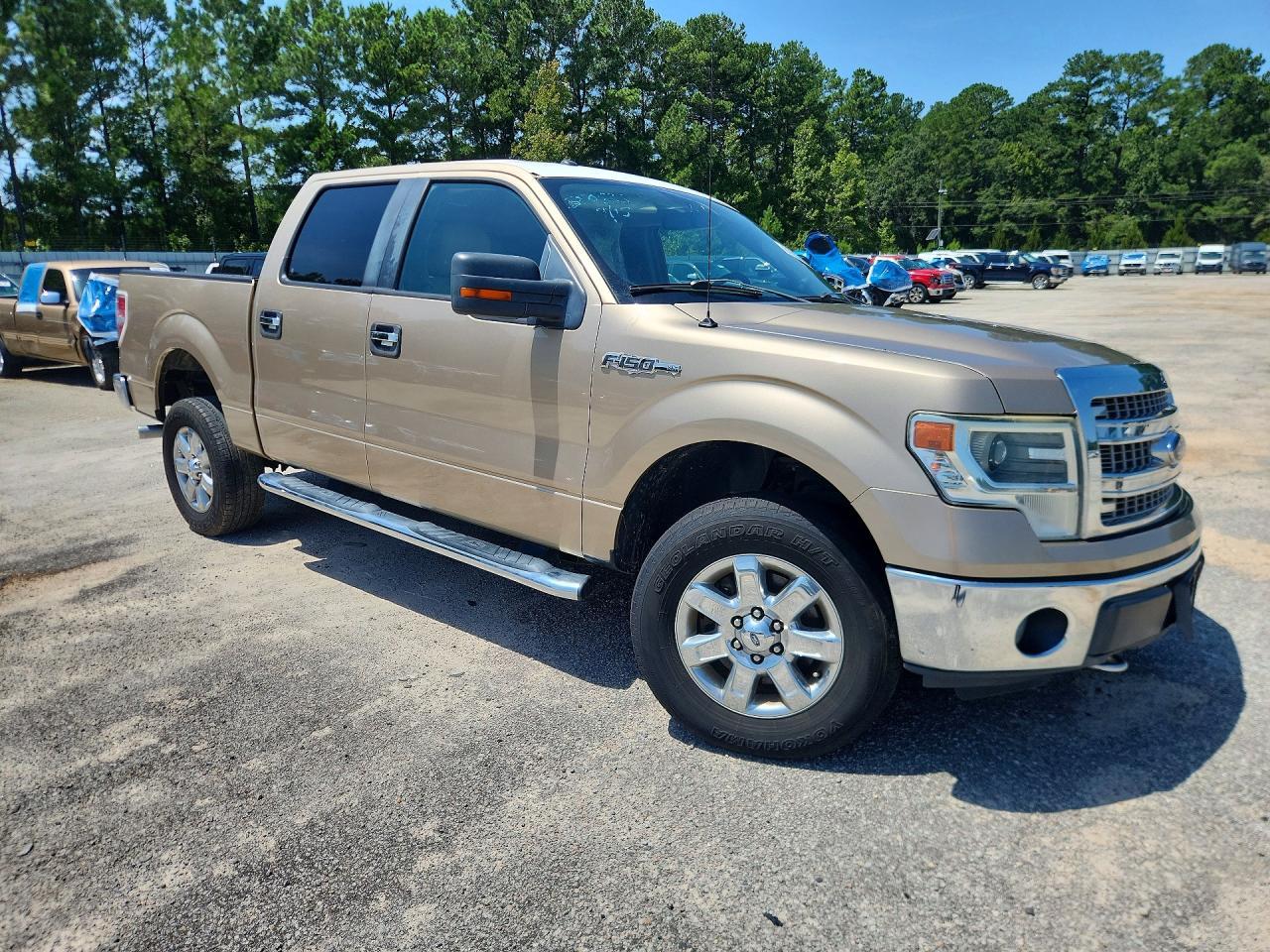 2014 Ford F150 - Фото 4