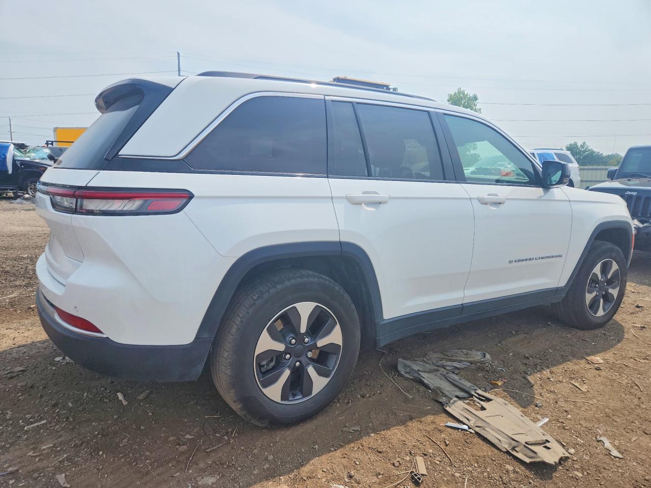 2025 Jeep Grand Cherokee 4Xe - Фото 3
