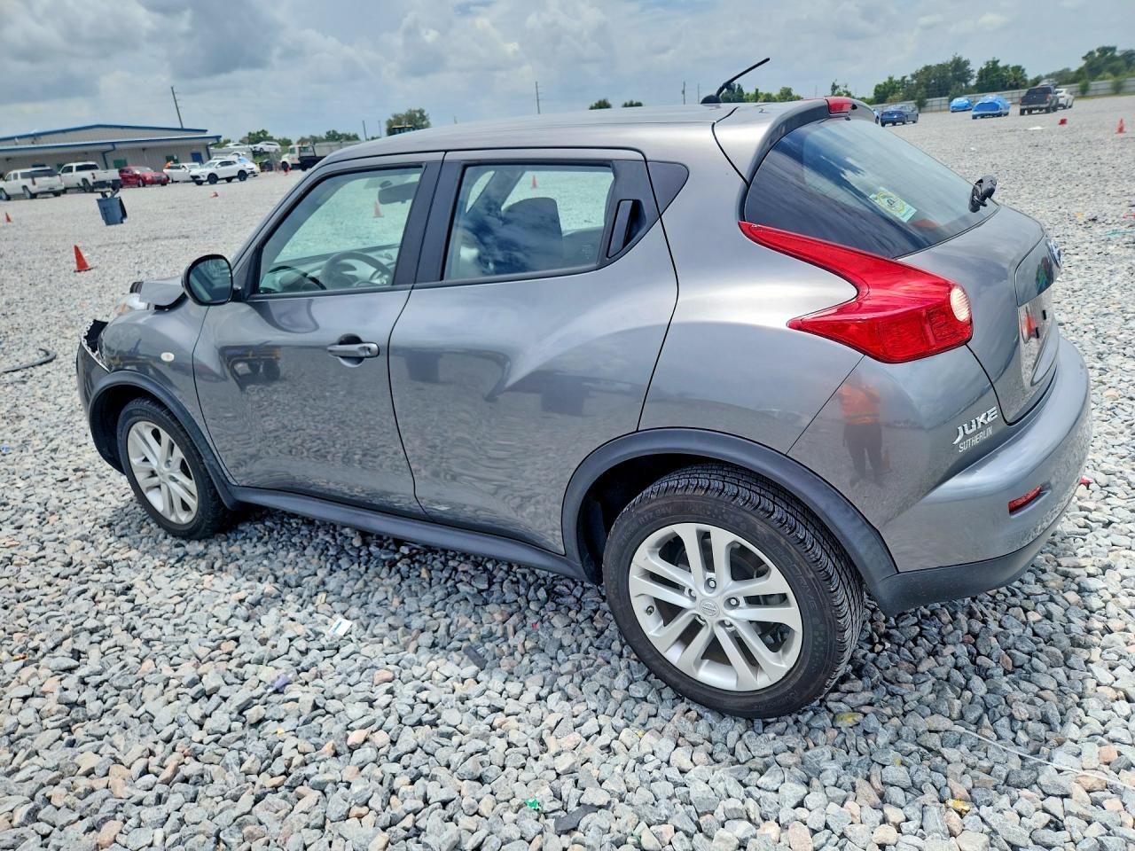 2014 Nissan Juke S - Фото 2
