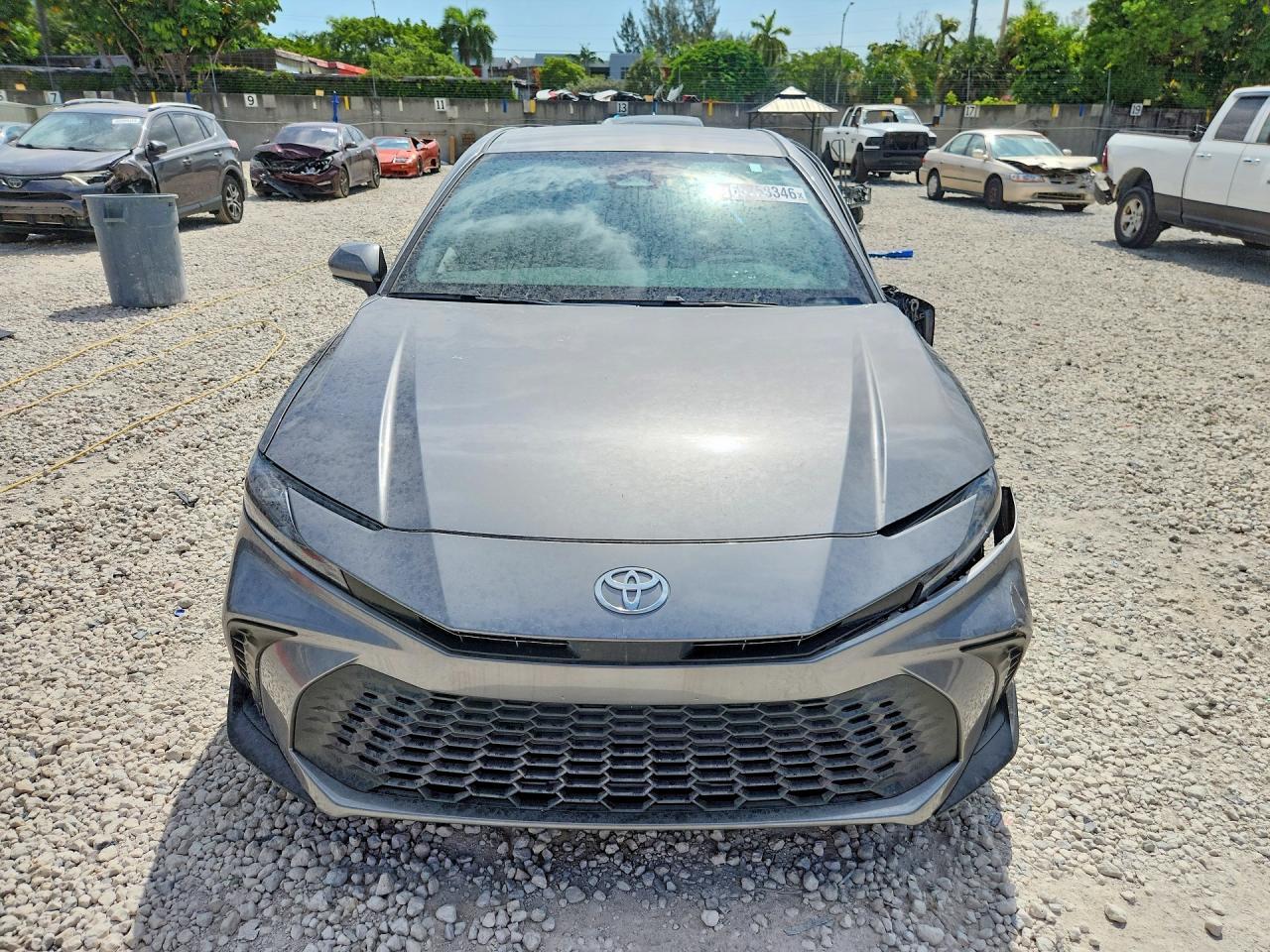 2025 Toyota Camry Se - Фото 5