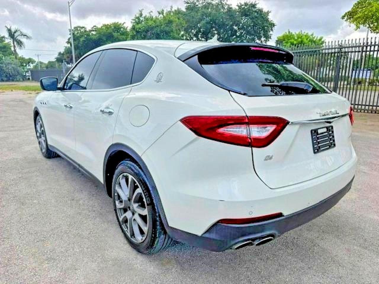 2018 Maserati Levante - Фото 2