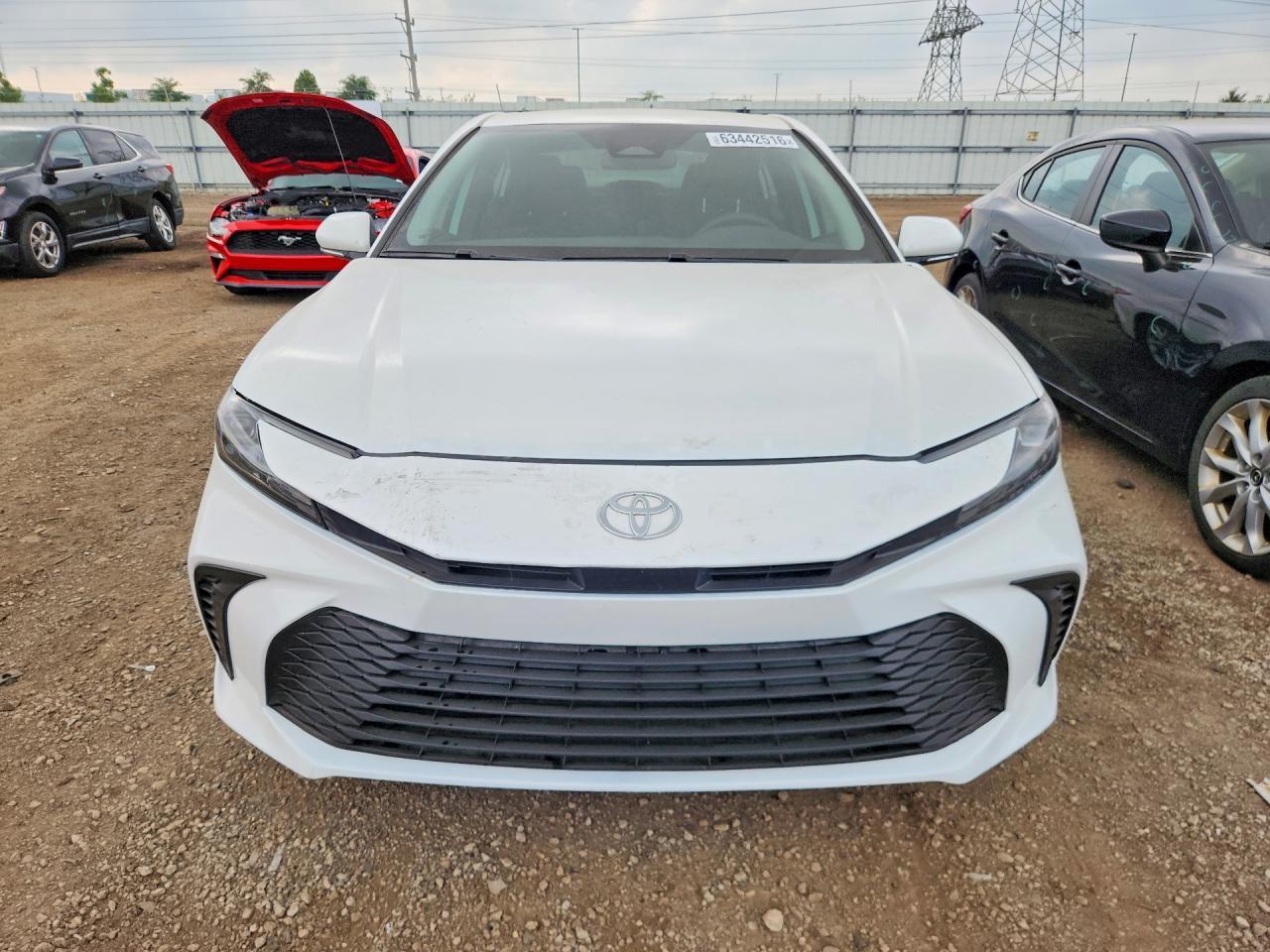2025 Toyota Camry Se - Image 5