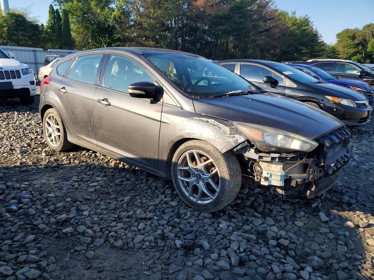 2015 Ford Focus Se - Image 4