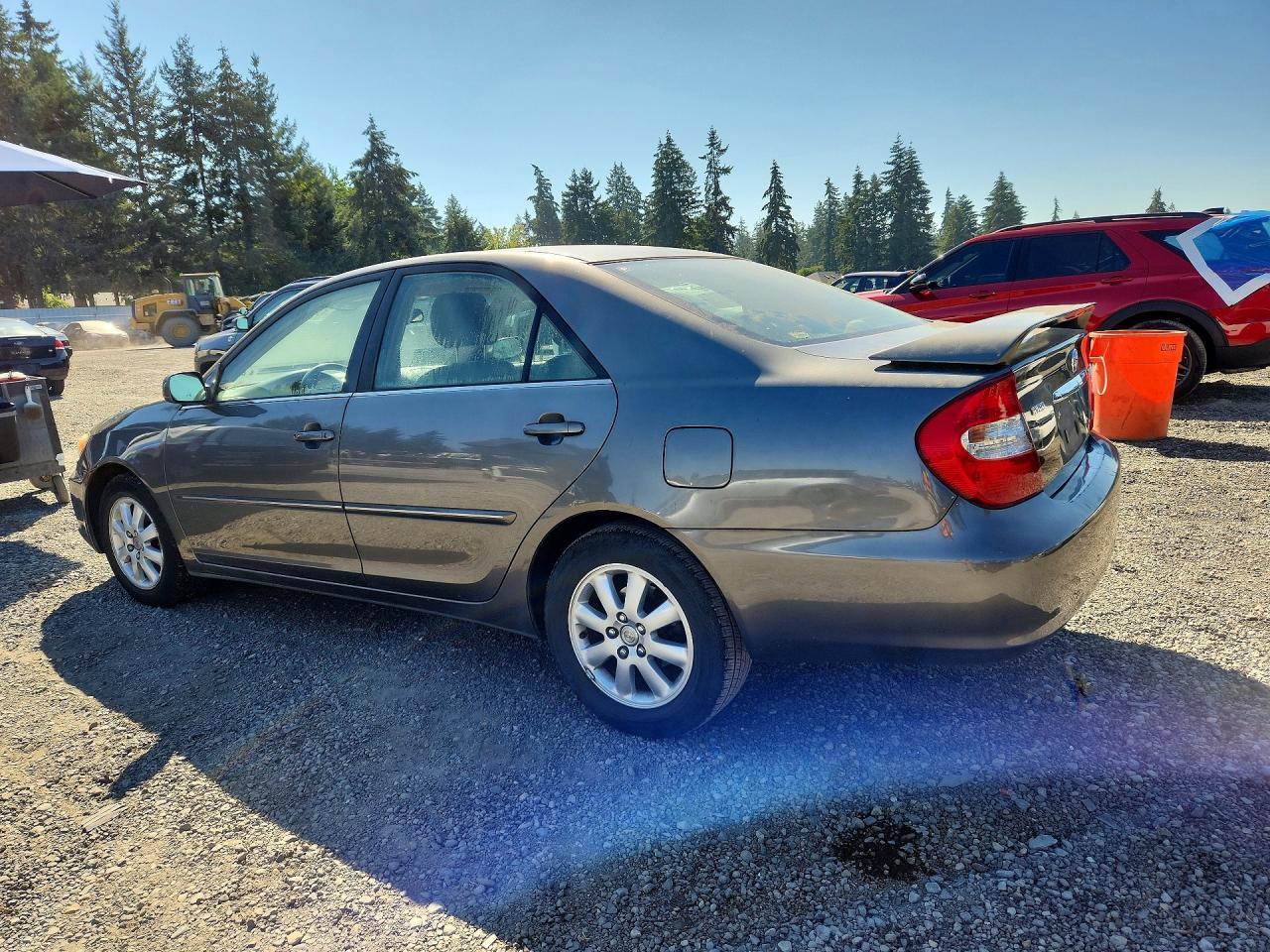 2004 Toyota Camry Xle V6 - Image 2