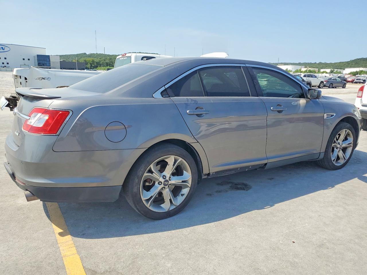 2012 Ford Taurus Sho - Фото 3