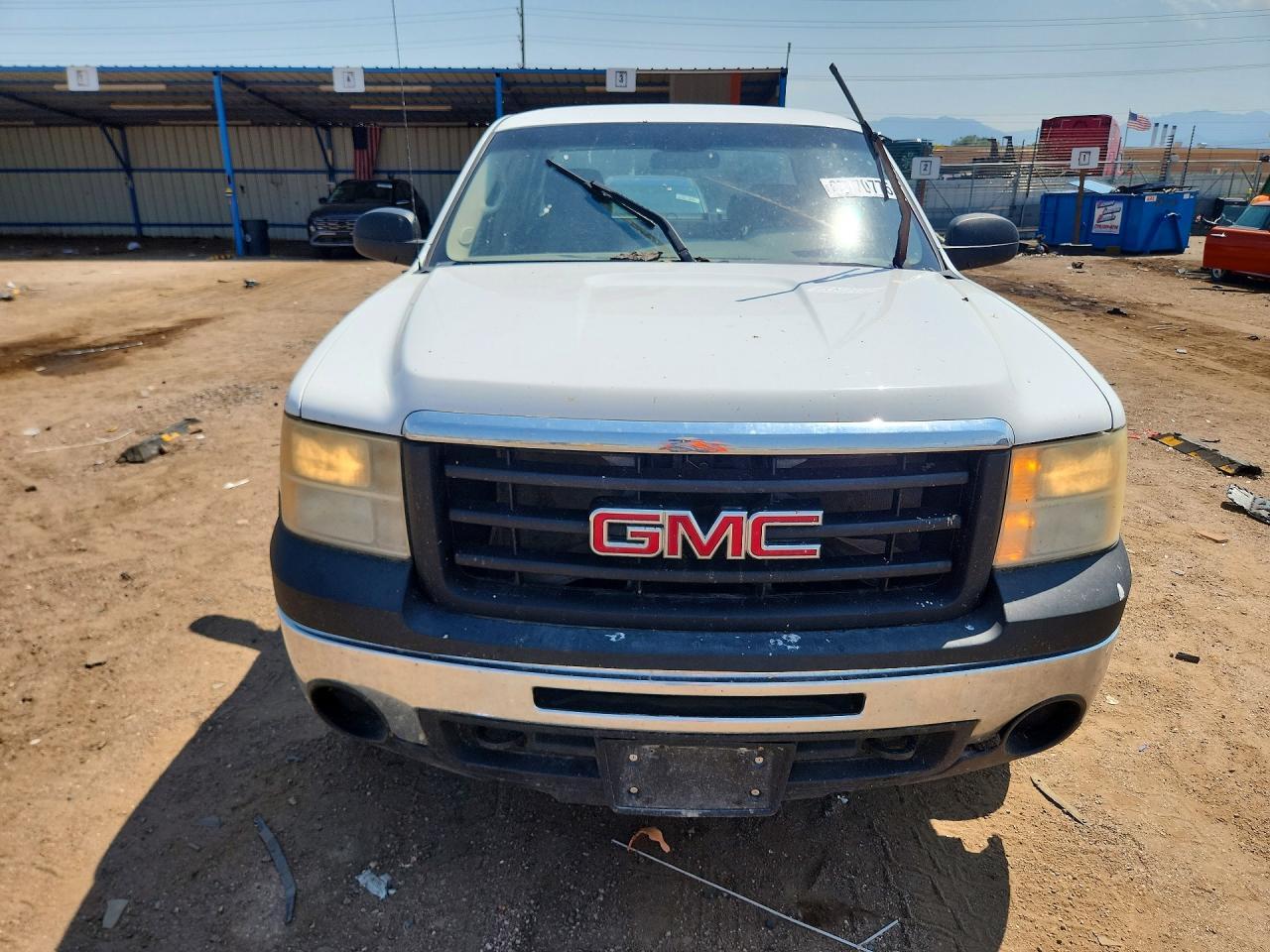 2009 GMC Sierra K1500 - Image 5