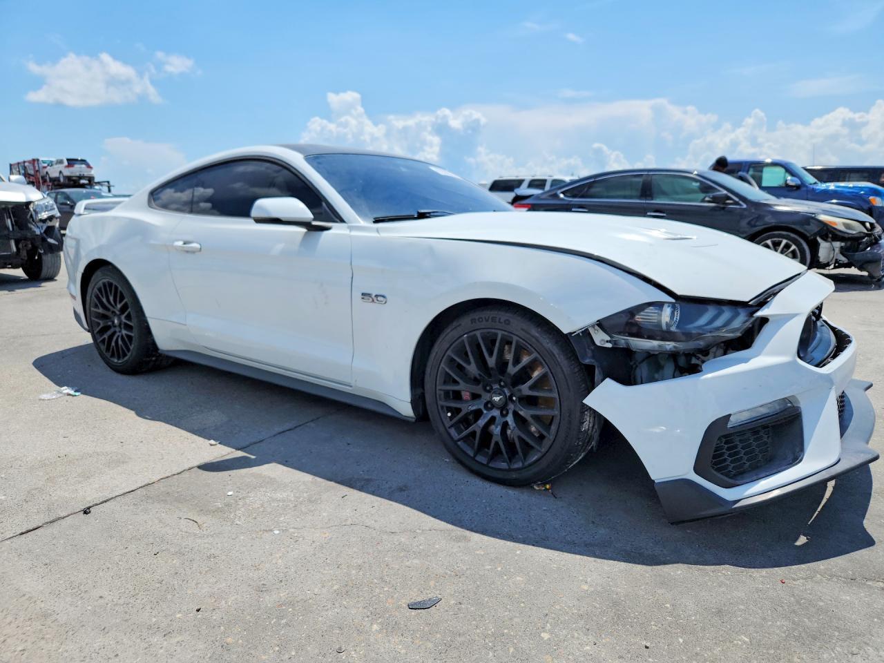 2021 Ford Mustang Gt - Фото 4