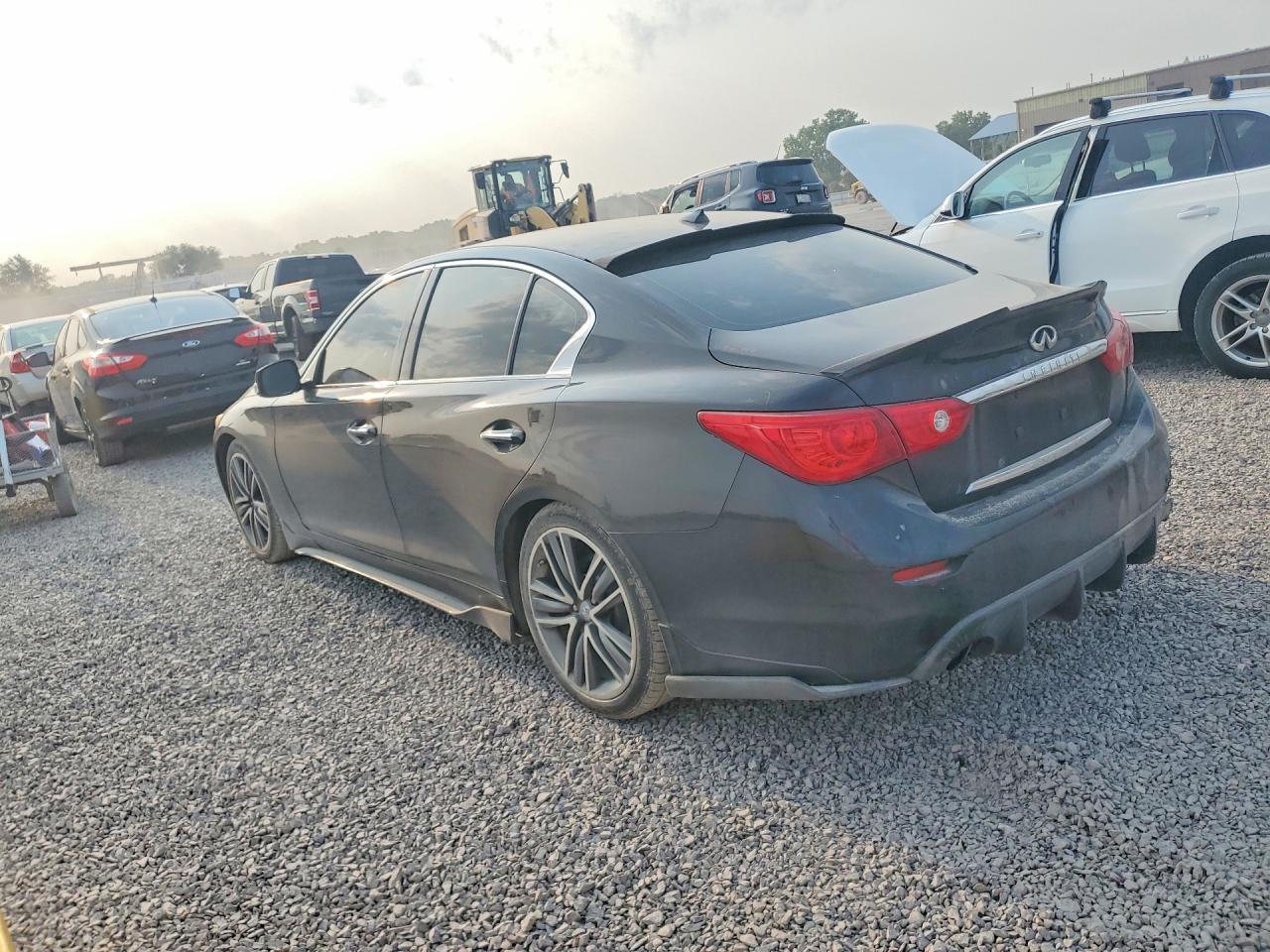 2014 Infiniti Q50 Premium - Image 2