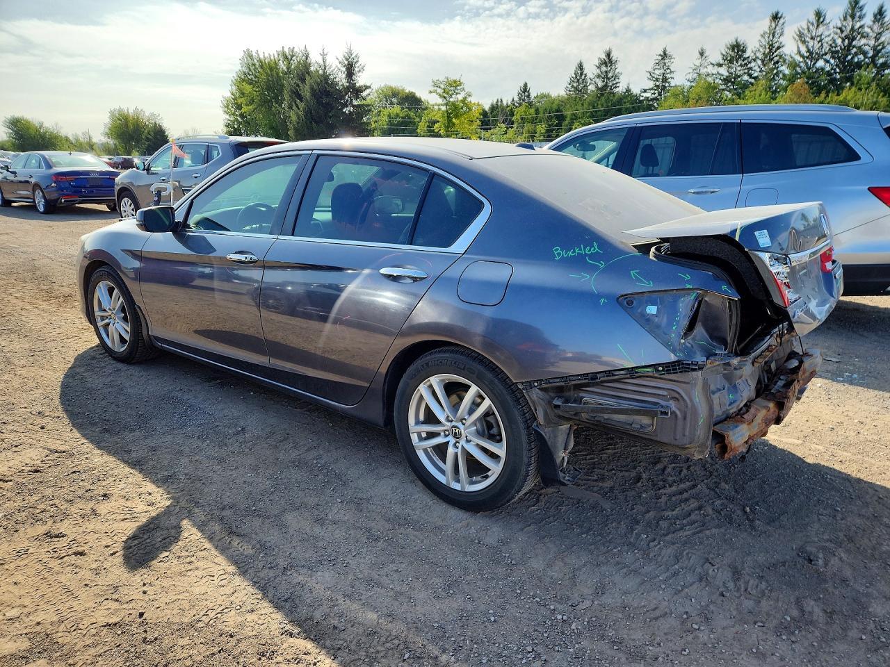 2013 Honda Accord Touring - Image 2