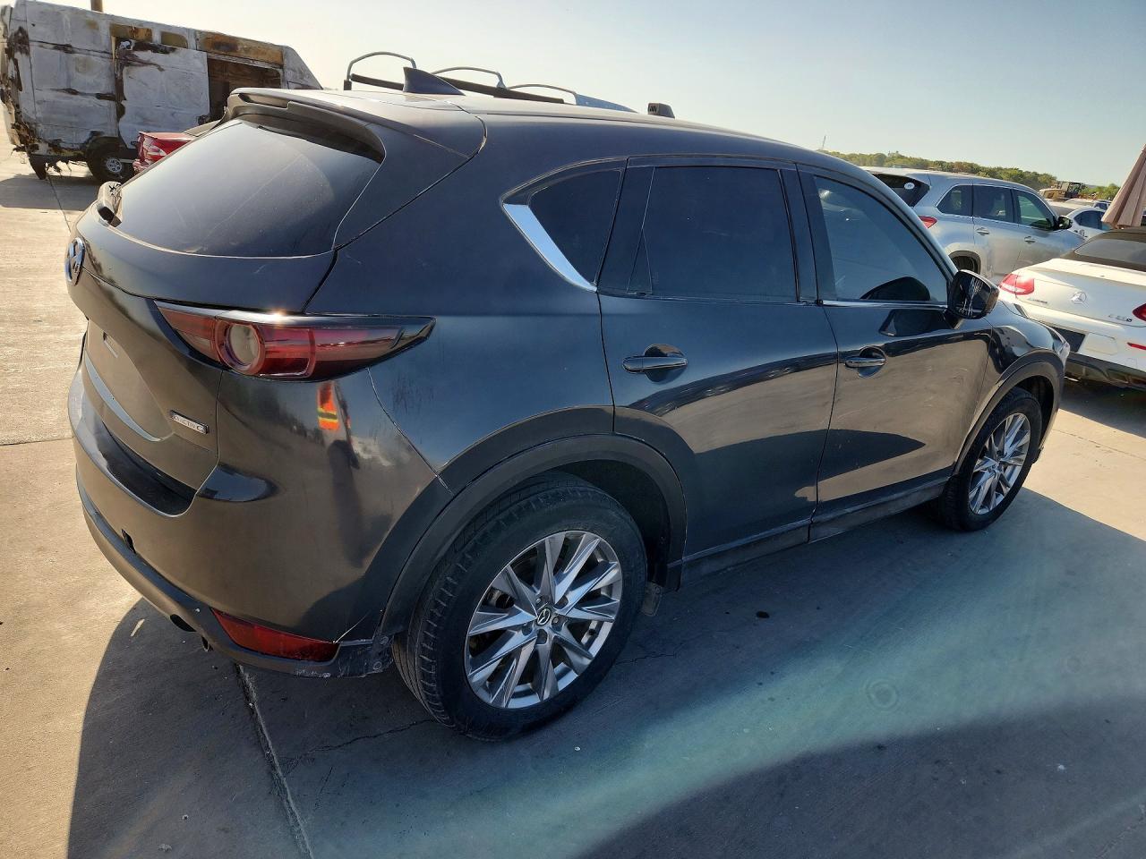 2021 Mazda Cx-5 Grand Touring - Image 3